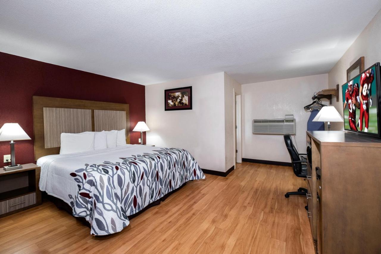 Red Roof Inn Neptune - Jersey Shore Exterior foto