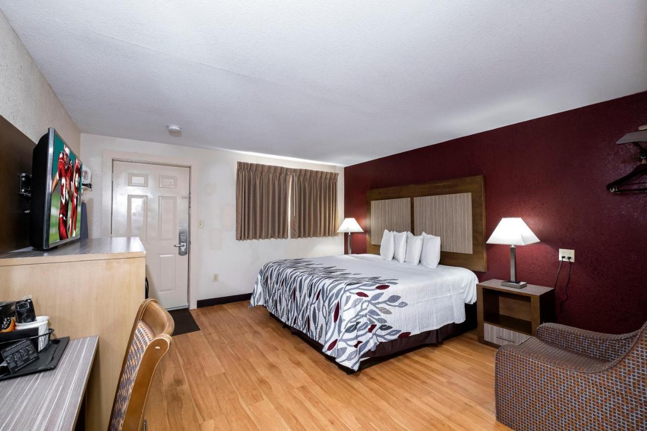 Red Roof Inn Neptune - Jersey Shore Exterior foto