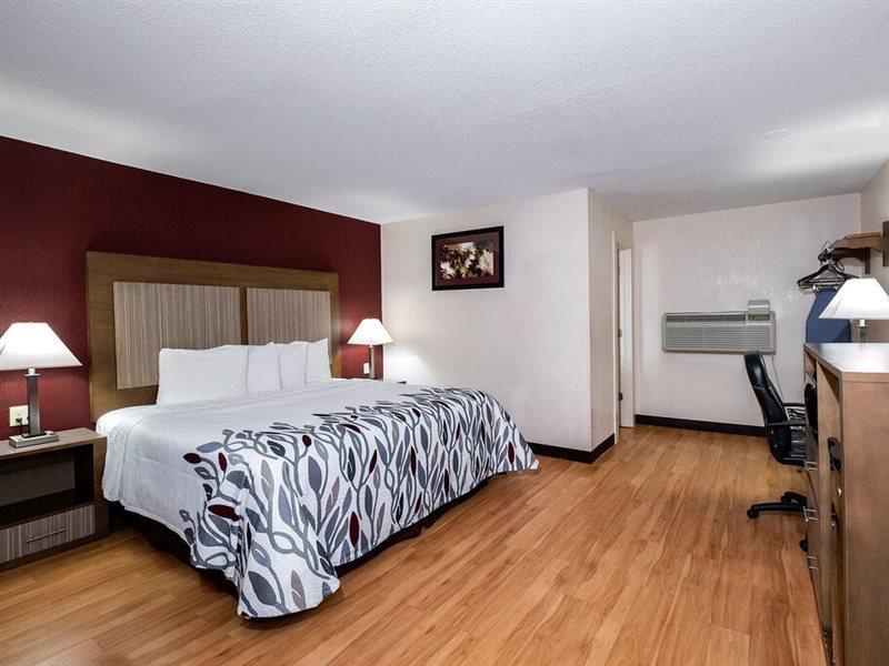 Red Roof Inn Neptune - Jersey Shore Exterior foto