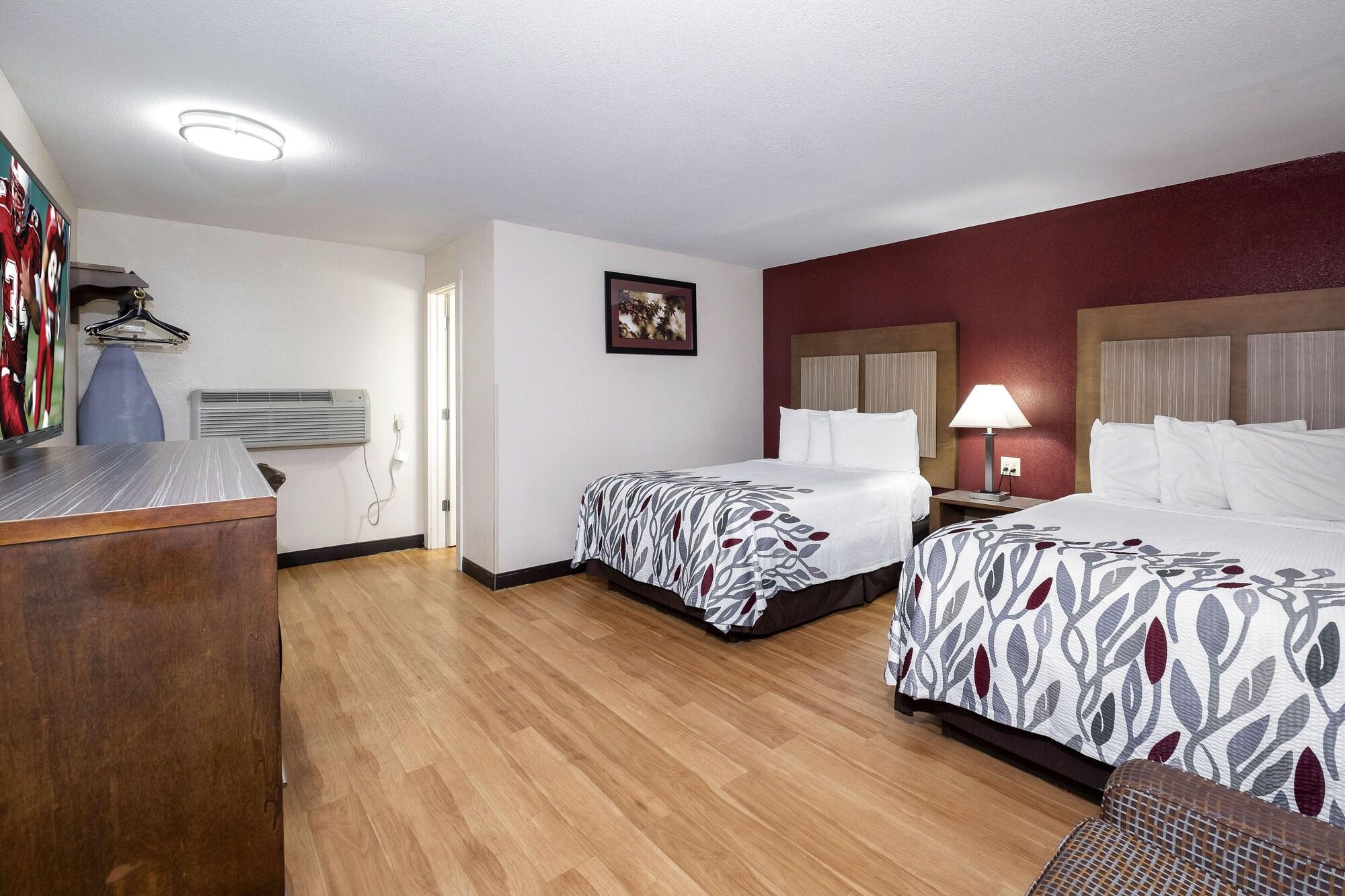 Red Roof Inn Neptune - Jersey Shore Exterior foto