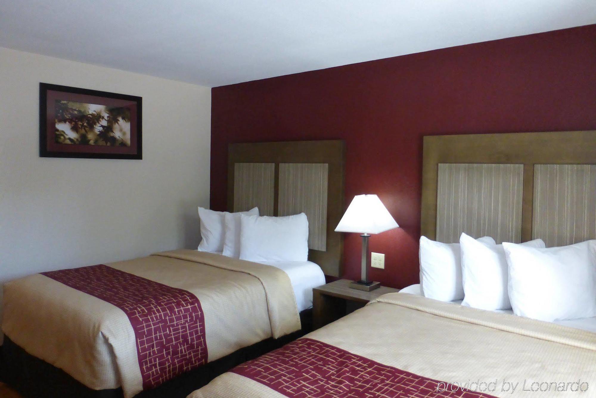 Red Roof Inn Neptune - Jersey Shore Exterior foto